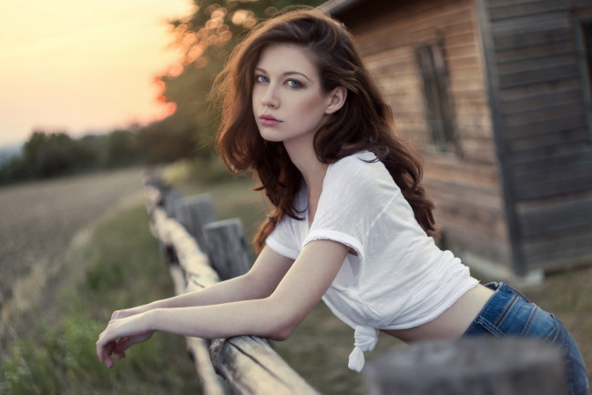 Обои картинки фото девушка, девушки, -unsort , брюнетки, темноволосые, модель