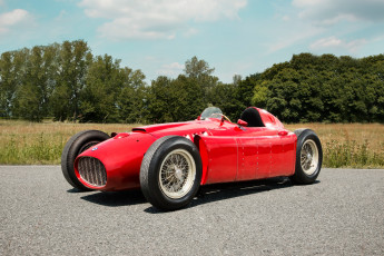 Картинка автомобили lancia