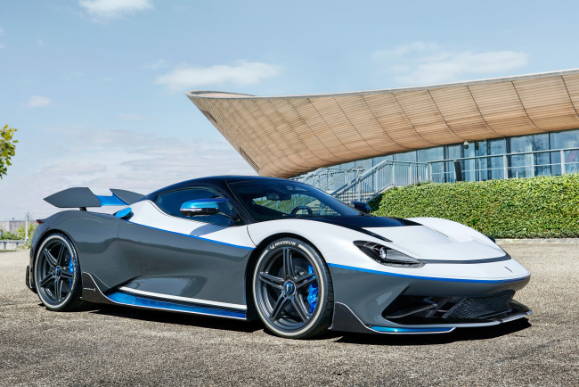 Обои картинки фото pininfarina batista, автомобили, pininfarina