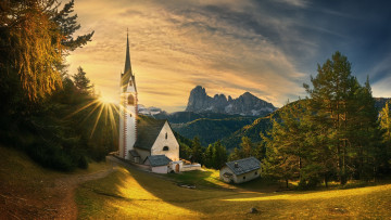 Картинка st+jacobs+church south+tirol italy города -+католические+соборы +костелы +аббатства st jacobs church south tirol