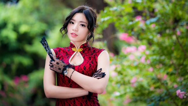 Обои картинки фото девушки, - азиатки, азиатка, веер, перчатки