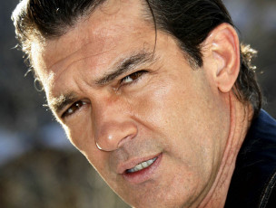 Картинка мужчины antonio+banderas актер лицо