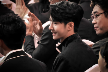 Картинка разное знаменитости ван ибо люди