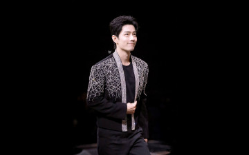 Картинка мужчины xiao+zhan актер пиджак сцена