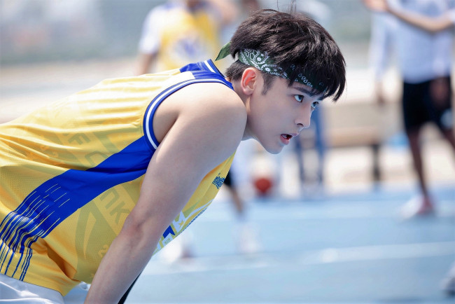 Обои картинки фото мужчины, hou ming hao, актер, игра, форма