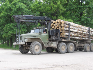 Картинка автомобили урал