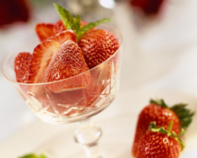 Картинка еда клубника земляника