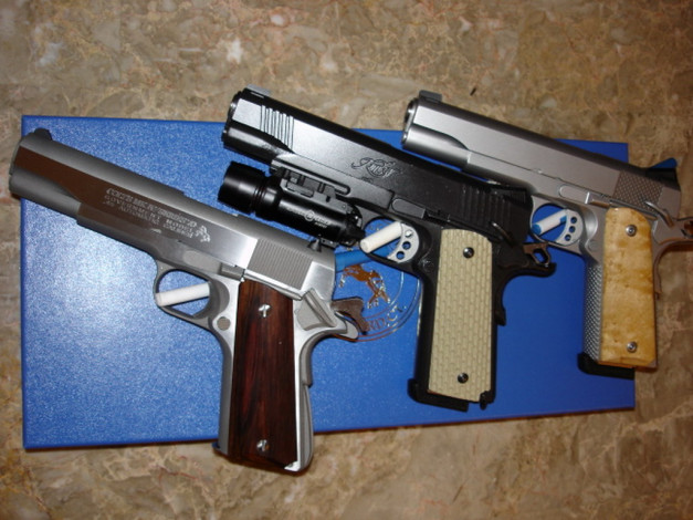 Обои картинки фото оружие, пистолеты