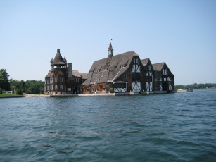 Картинка города здания дома вода