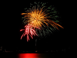 Картинка разное салюты фейерверки салют