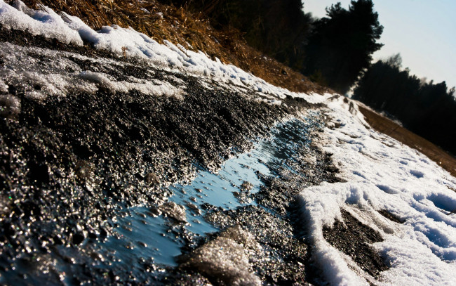 Обои картинки фото дорога, страну, забвения, природа, дороги, снег, колея