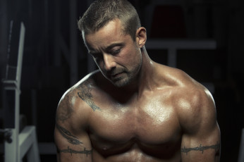 Картинка мужчины -+unsort тату парень