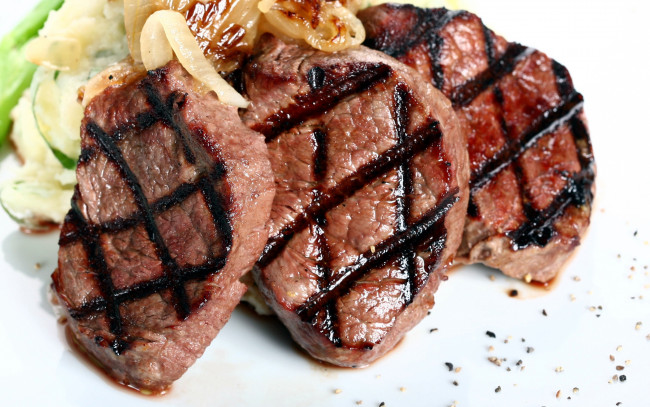 Обои картинки фото еда, мясные блюда, отбивные, мясо, лук