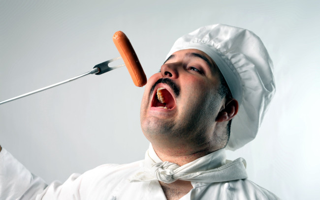 Обои картинки фото юмор и приколы, повар, сосиска