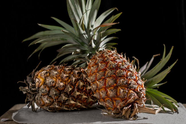 Обои картинки фото еда, ананас, плоды