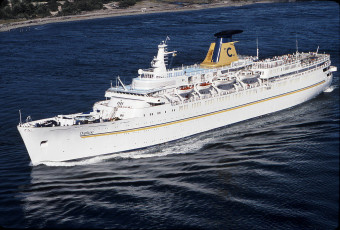 Картинка корабли лайнеры круиз лайнер