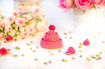 Картинка еда пирожные +кексы +печенье розы малина пирожное