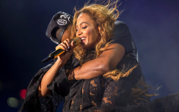 Картинка музыка beyonce+knowles девушка певица парень микрофон