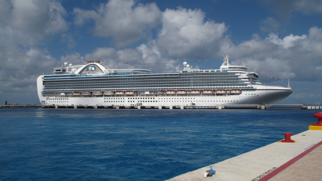 Обои картинки фото корабли, лайнеры, лайнер, круиз