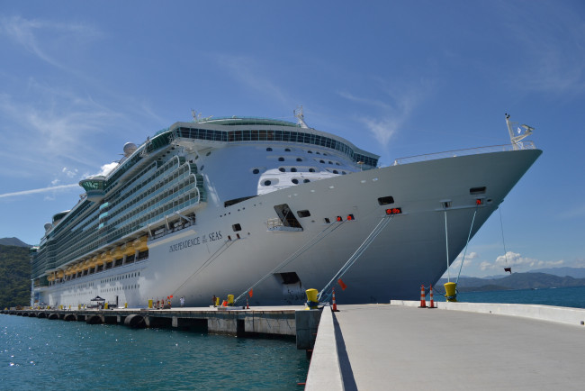 Обои картинки фото корабли, лайнеры, лайнер, круиз