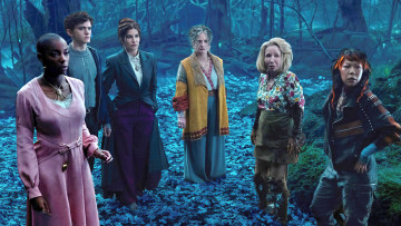 Картинка agatha+all+along+ мини–сериал+2024 кино+фильмы мини–сериал это всe агата мини сeриал фантастика фэнтези боевик драма комедия agatha all along kathryn hahn patti lupone aubrey plaza