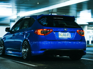 обоя subaru impreza, автомобили, subaru, синий, парковка