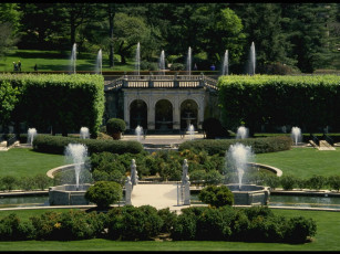 Картинка города фонтаны