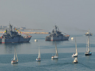 Картинка корабли разные вместе