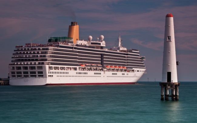 Обои картинки фото корабли, лайнеры