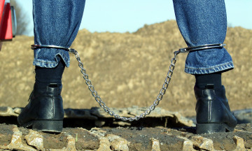 Картинка разное другое кандалы