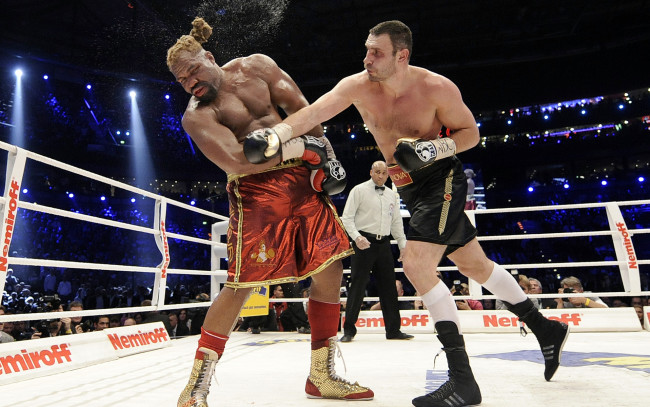 Обои картинки фото спорт, бокс, кличко, удар, ринг