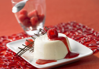 Картинка еда мороженое десерты желе малина соус десерт