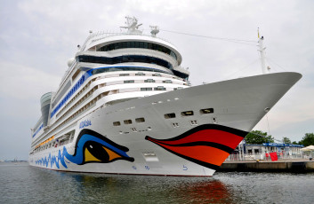 обоя aidablu, корабли, лайнеры, порт, причал, лайнер, круизный