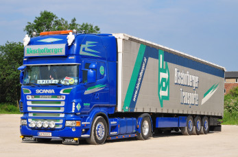 Картинка автомобили scania+ выставка улица седельный грузовик тяжелый тягач