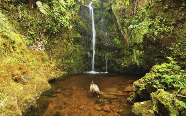 Обои картинки фото природа, водопады, скала, ручей