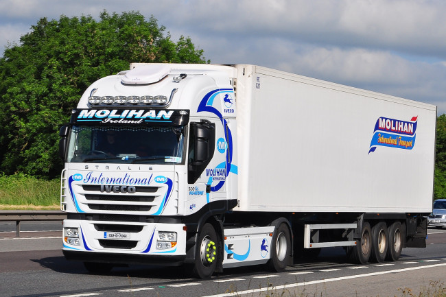 Обои картинки фото автомобили, iveco, седельный, тягач, грузовик, тяжелый