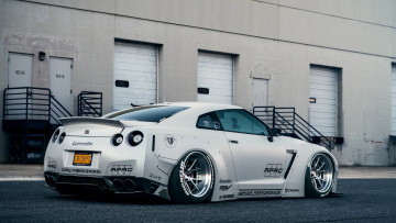 Картинка автомобили nissan datsun