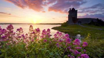 Картинка dunguaire+castle +kinvara+county +galway +ireland города замок+дангвайр+ ирландия dunguaire castle kinvara county galway ireland