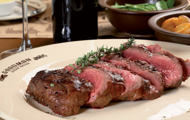 Обои картинки фото еда, мясные блюда, розмарин, мясо, стейк