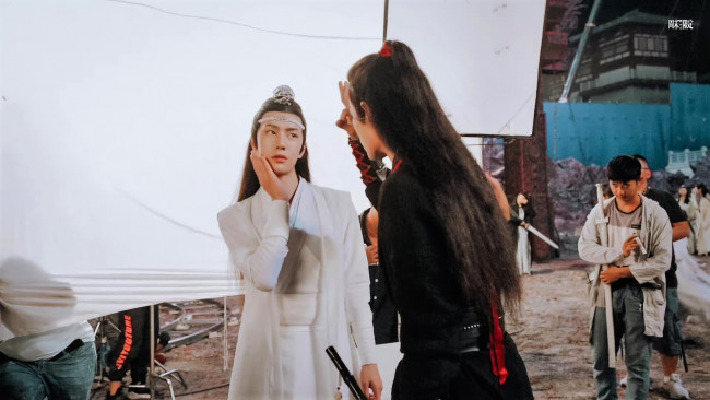 Обои картинки фото разное, знаменитости, ван, ибо, сяо, чжань, костюмы, стафф