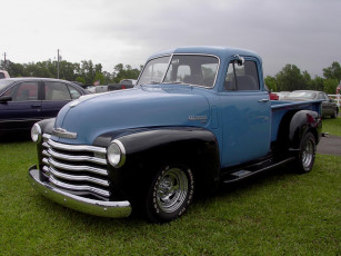Картинка 1951 chevrolet pickup classic автомобили выставки уличные фото