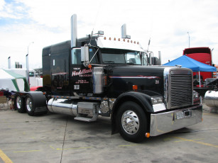 Картинка автомобили freightliner