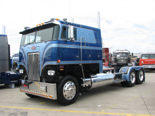 Картинка автомобили peterbilt