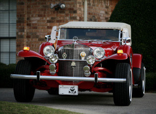 Картинка автомобили excalibur дом автомобиль асфальт трава