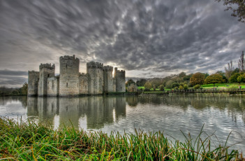 Картинка города дворцы замки крепости замок каменный река отражение