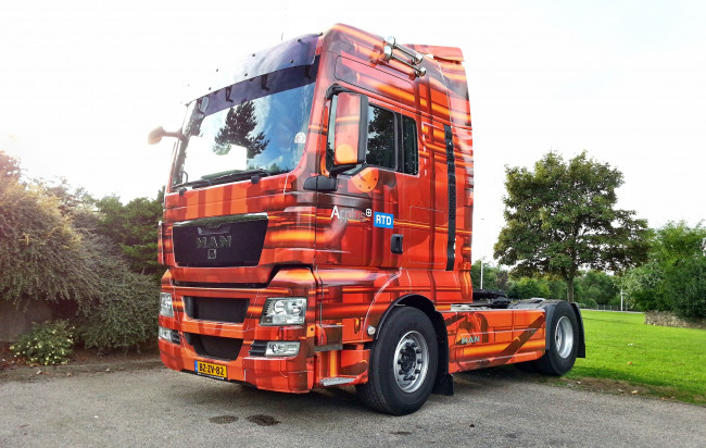 Обои картинки фото man, автомобили, двигатели, германия, автобусы, se, грузовые
