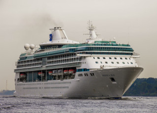 Картинка legend+of+the+seas корабли лайнеры круиз лайнер