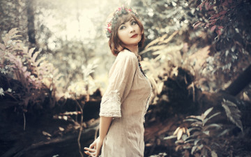 Картинка девушки -unsort+ брюнетки +шатенки платье шатенка девушка венок лето природа