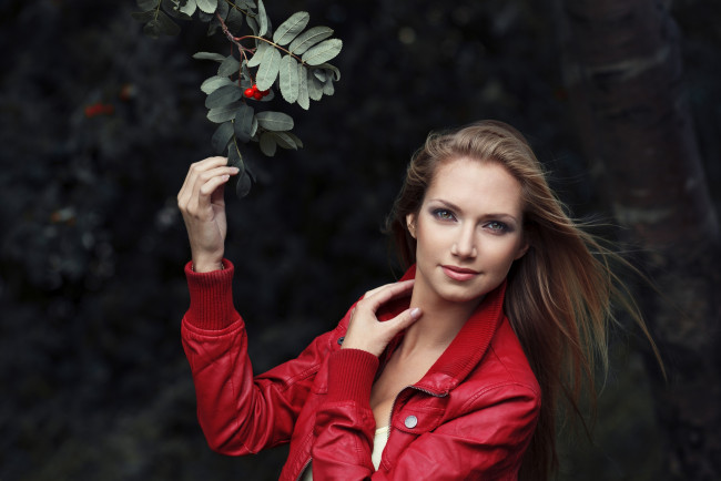 Обои картинки фото девушки, -unsort , брюнетки,  шатенки, взгляд, лицо