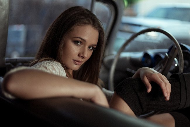 Обои картинки фото девушки, -unsort , брюнетки,  шатенки, взгляд, лицо